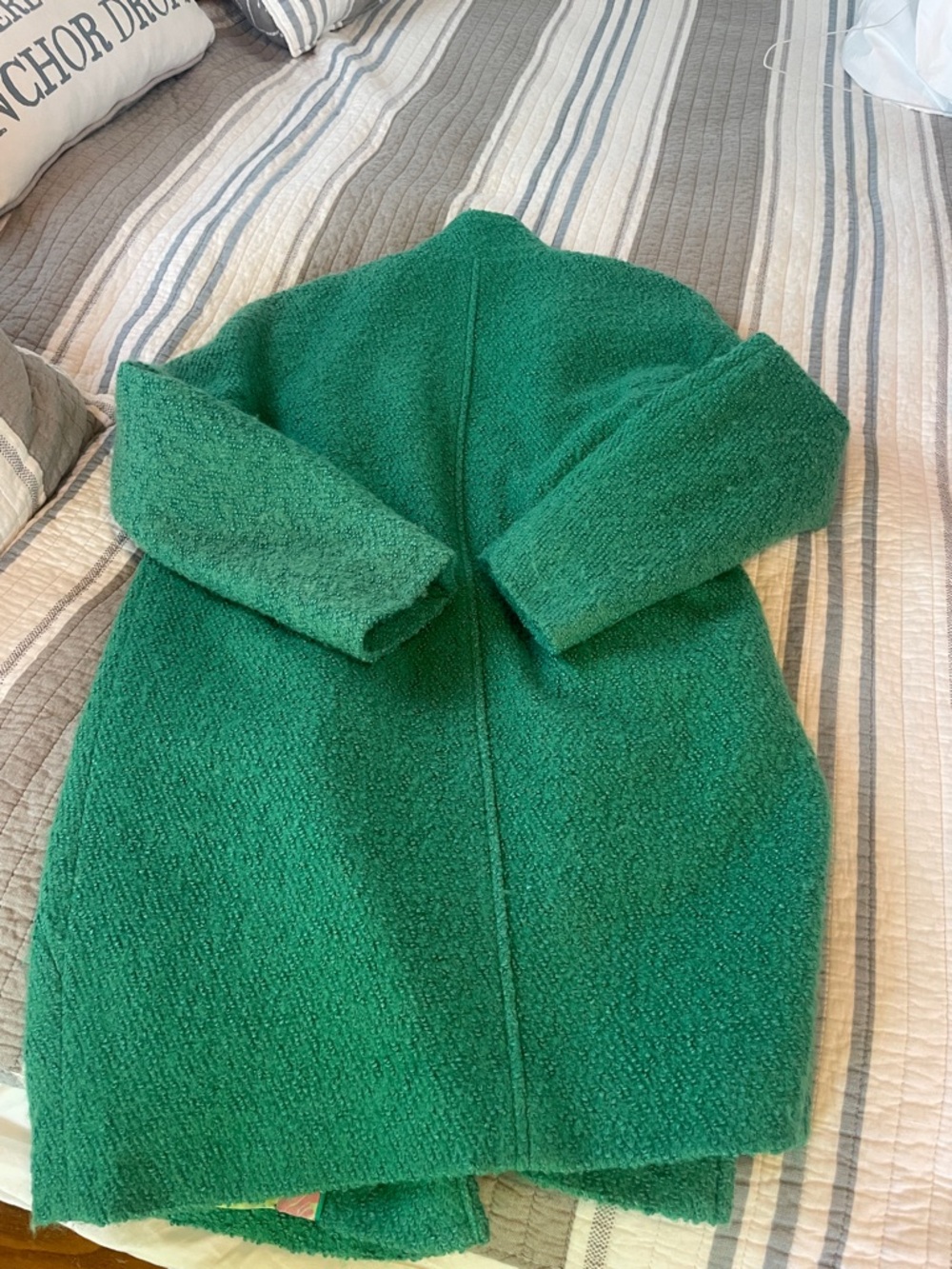 Women’s Green Bouclé Coat with Floral Lining - Picture 10 of 12